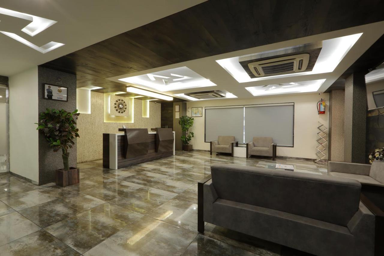 Hotel Unity Ahmadábád Kültér fotó