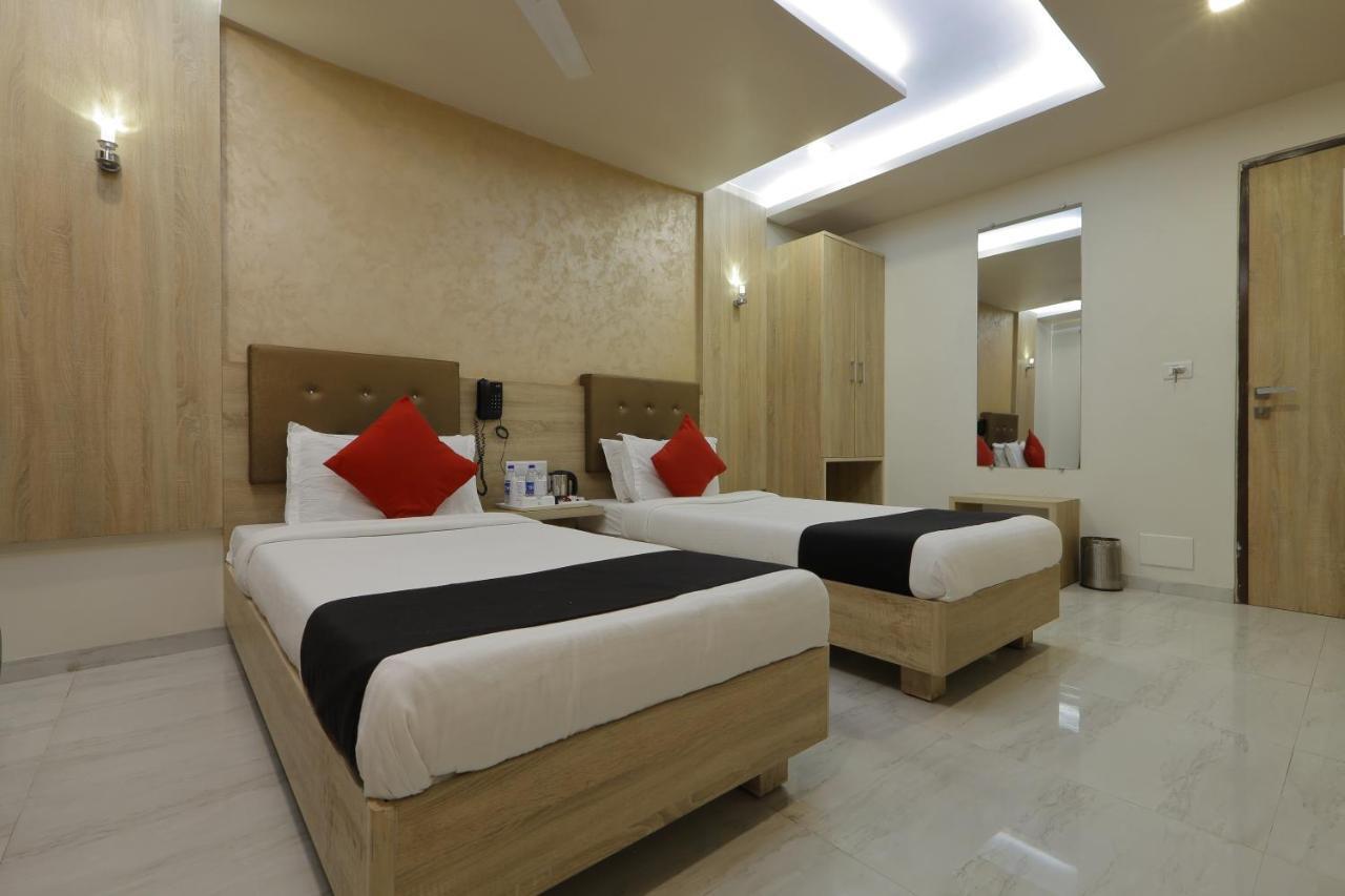 Hotel Unity Ahmadábád Kültér fotó