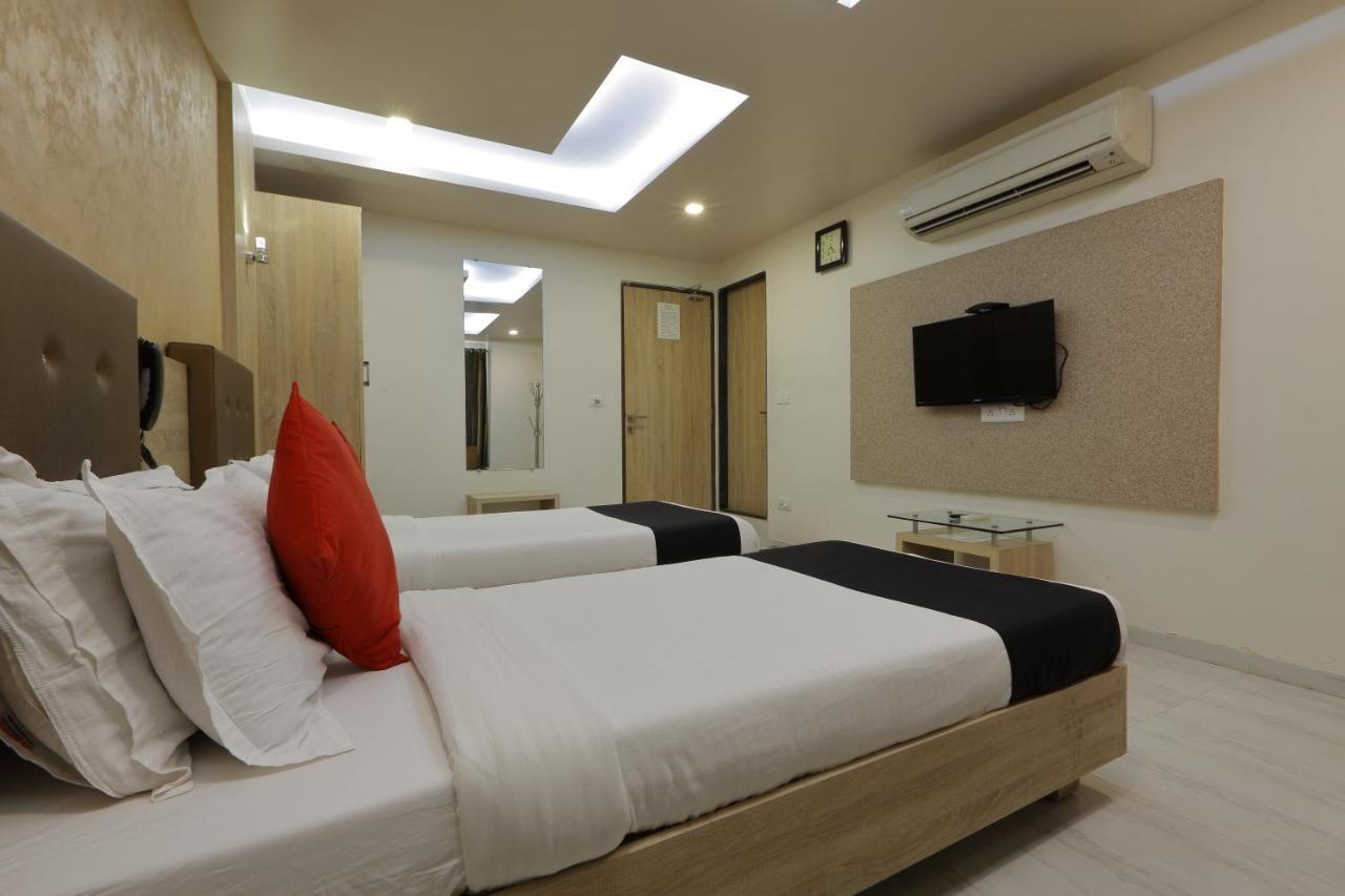 Hotel Unity Ahmadábád Kültér fotó