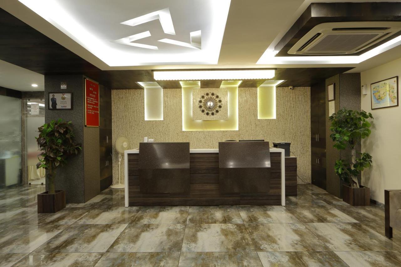 Hotel Unity Ahmadábád Kültér fotó
