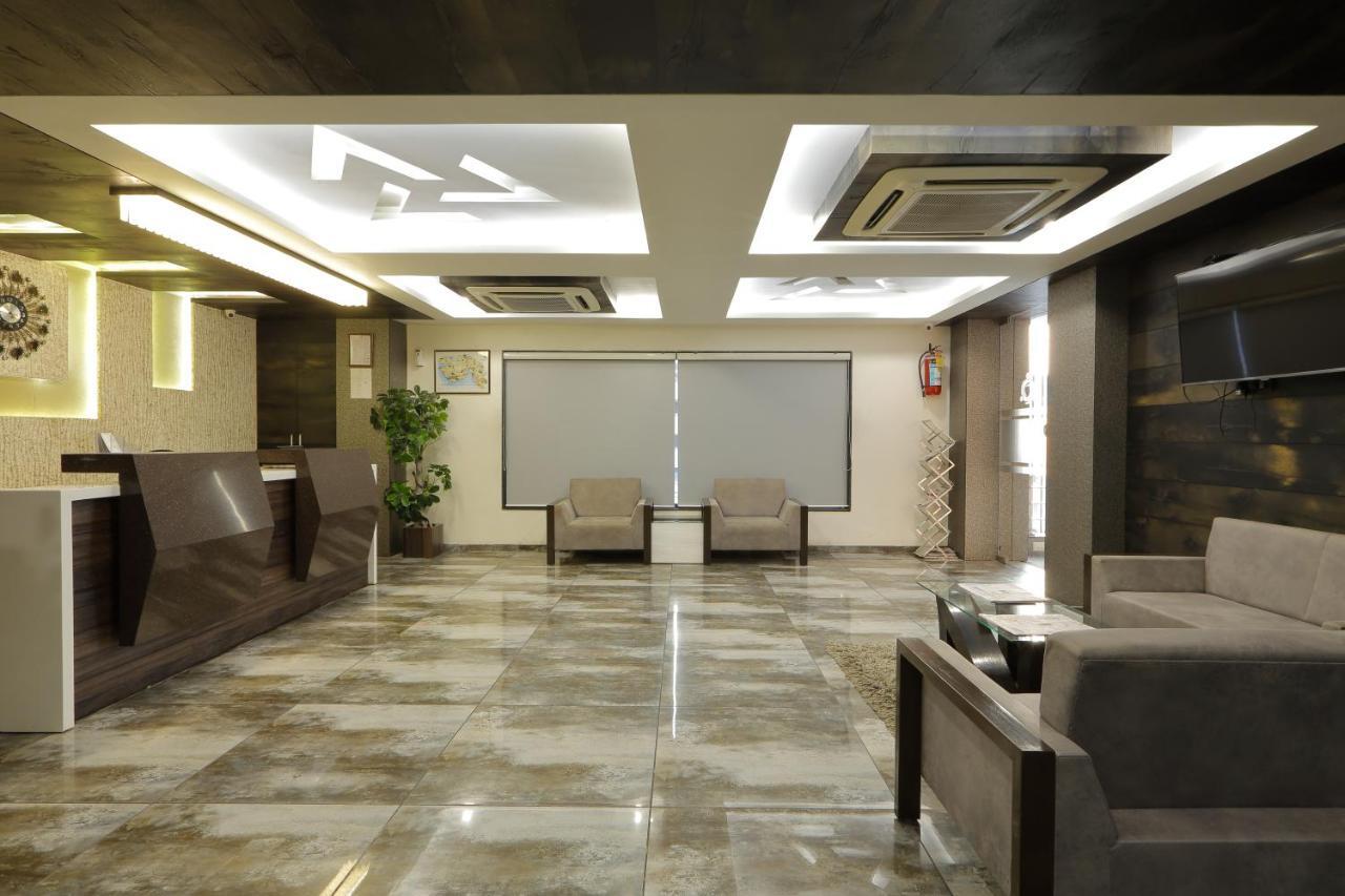 Hotel Unity Ahmadábád Kültér fotó
