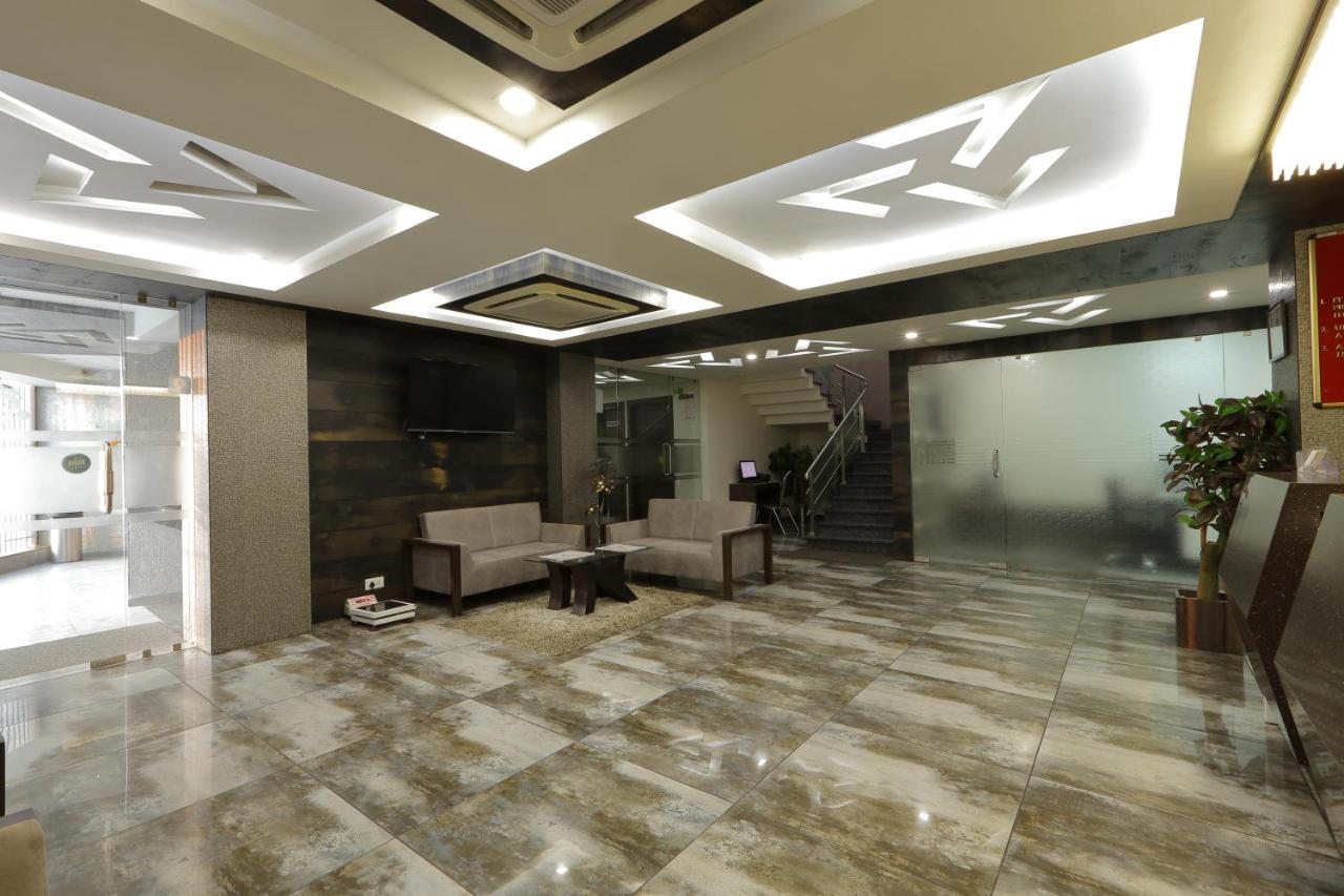 Hotel Unity Ahmadábád Kültér fotó