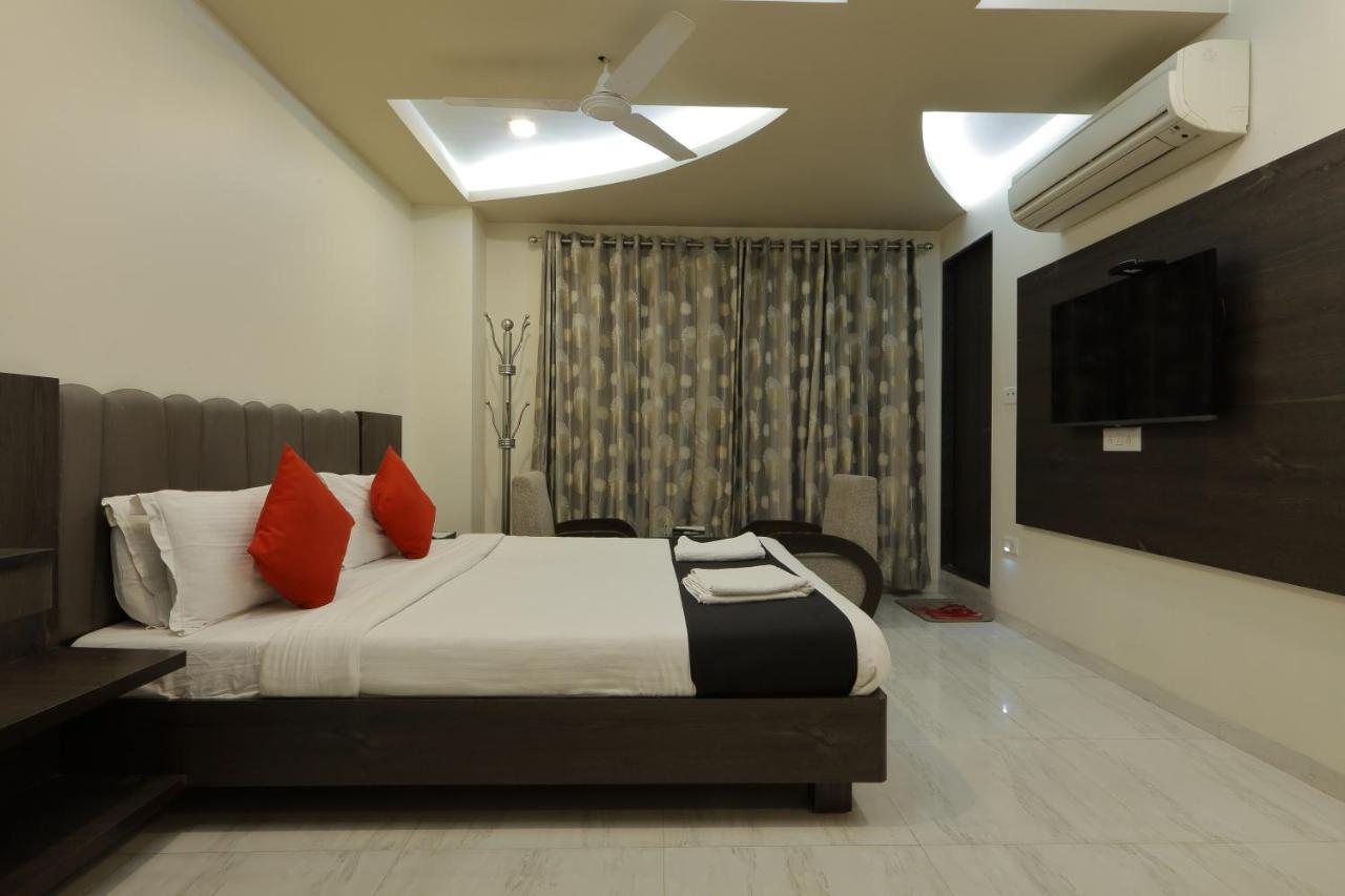 Hotel Unity Ahmadábád Kültér fotó