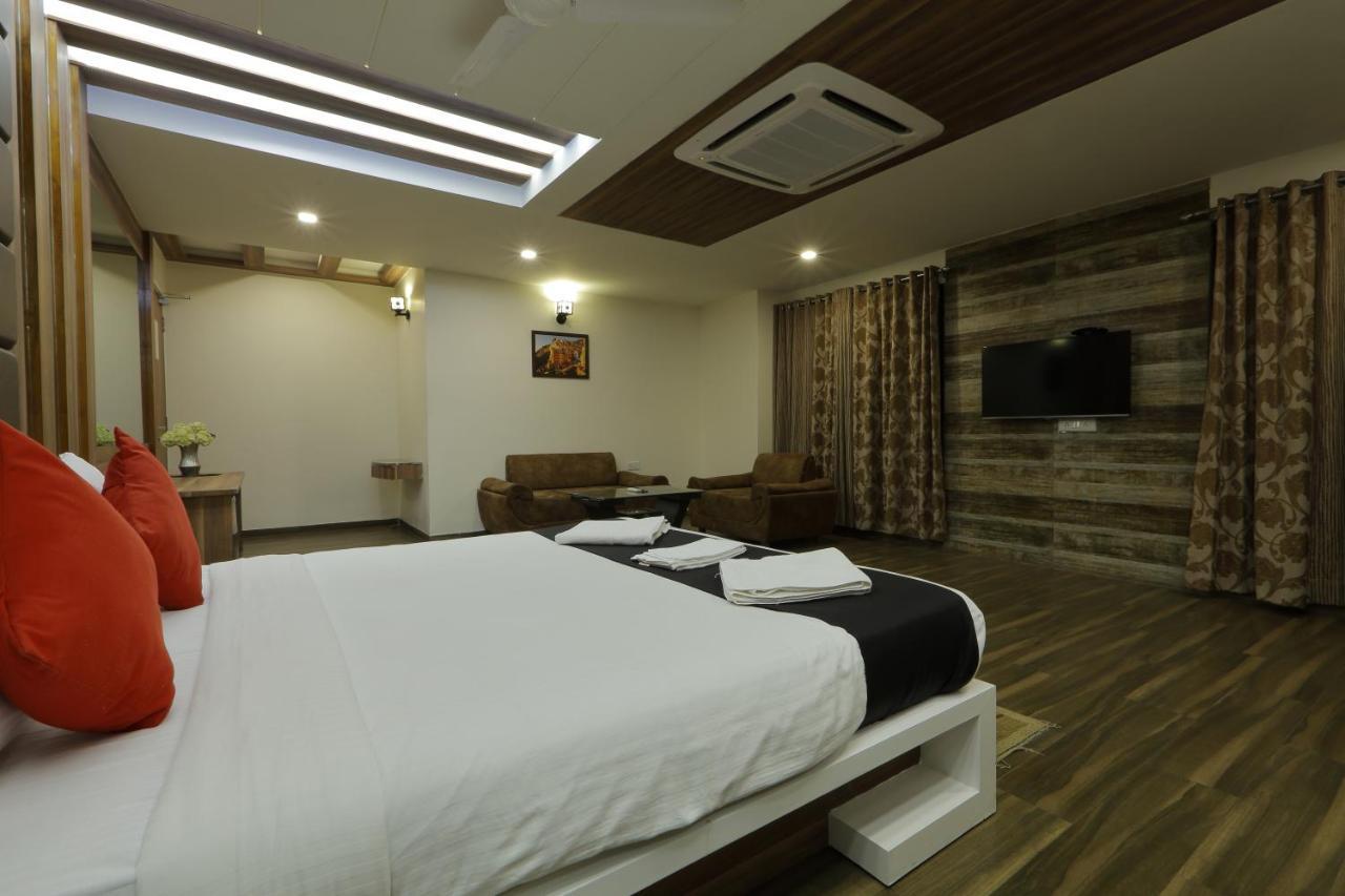 Hotel Unity Ahmadábád Kültér fotó